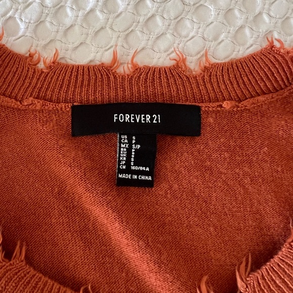 Rust V-neck Sweater - Picture 3 of 3